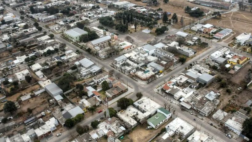 Toma aérea de la ciudad de Oliva