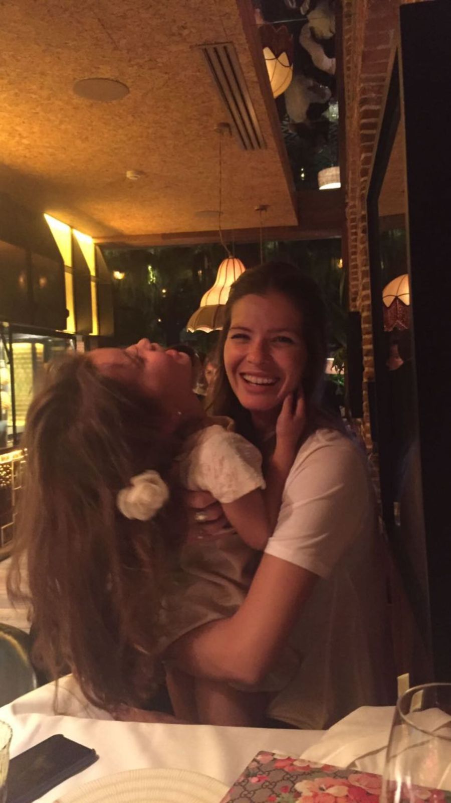 La China Suárez y su hija Rufina