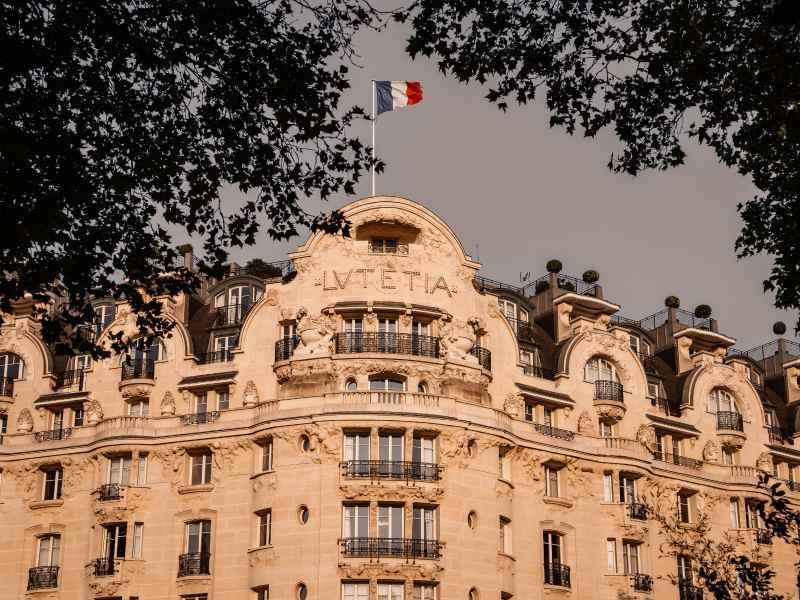 París