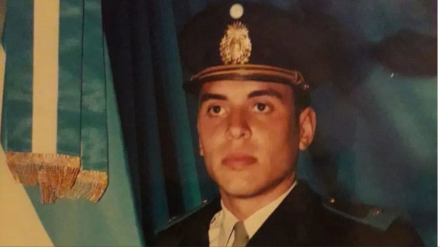  Maximiliano Bondarenko durante su carrera como policía