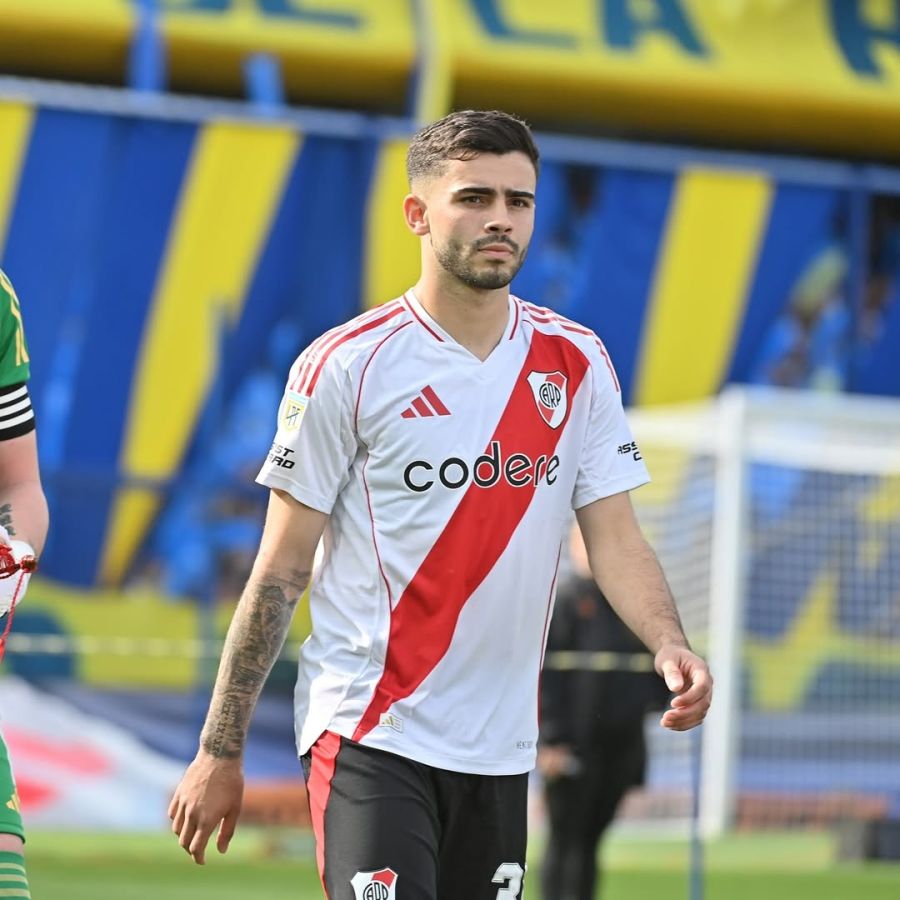 Simón