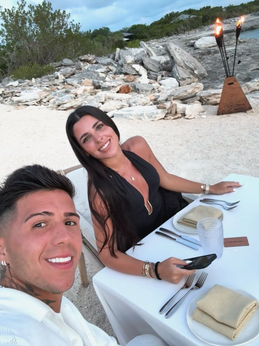 Valentina Cervantes y Enzo Fernández