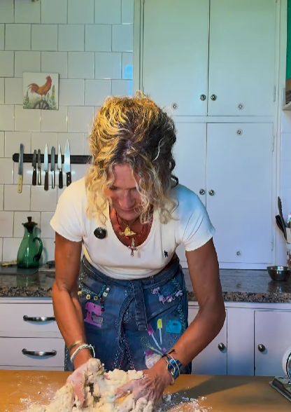 Maru Botana preparando su receta de ravioles caseros