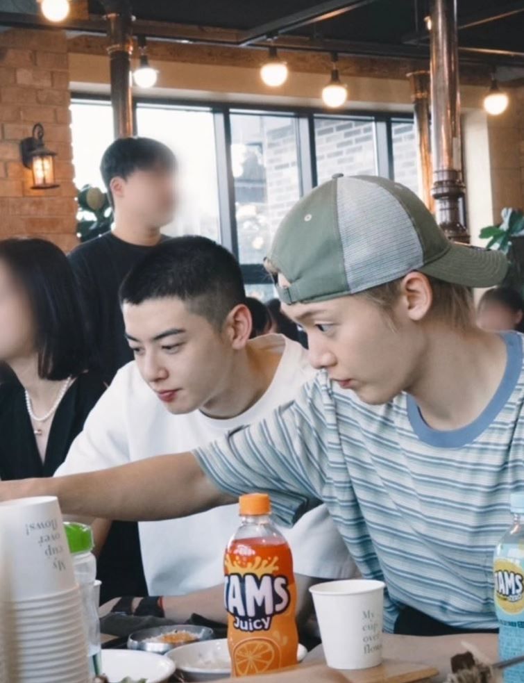 Cha Eunwoo rapado alistamiento militar