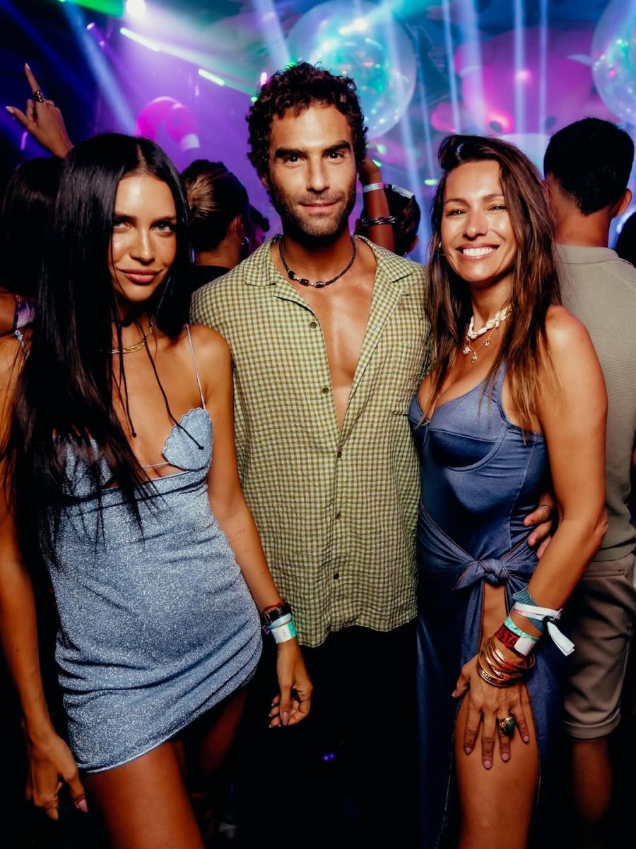 Pampita, Zaira Nara