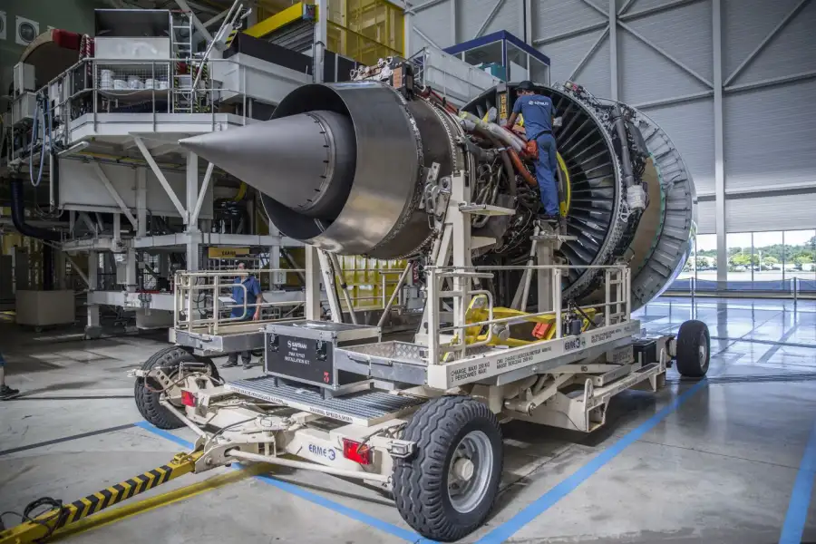 Rolls Royce Trent 900