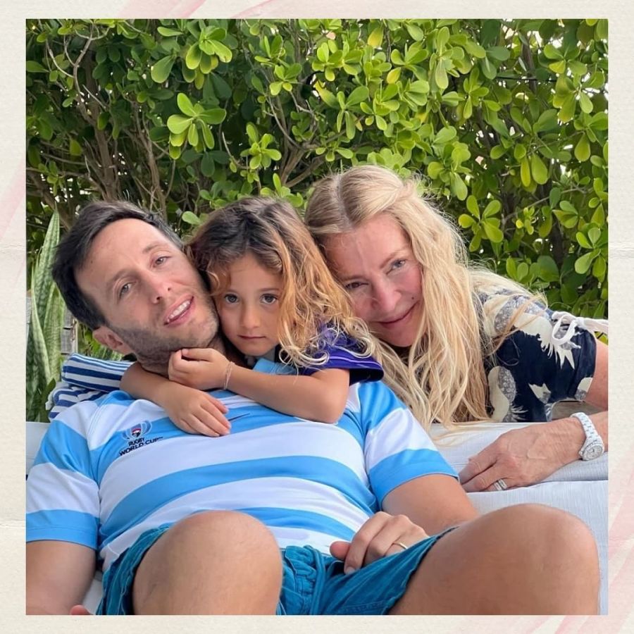 Cris Morena junto a su nieta Mila