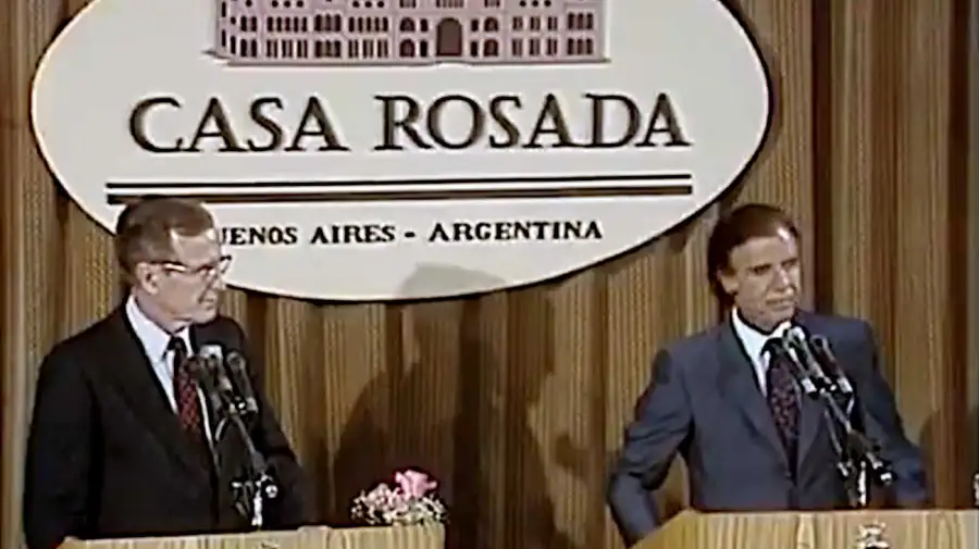 Menem con George Bush padre 20250729