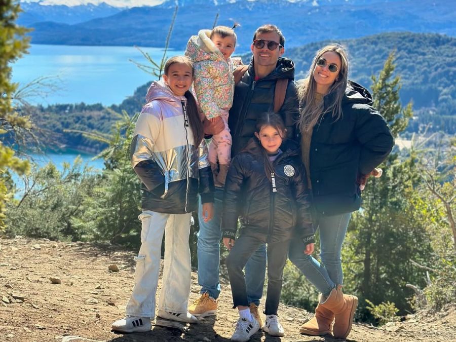 Chechu Bonelli junto a su familia
