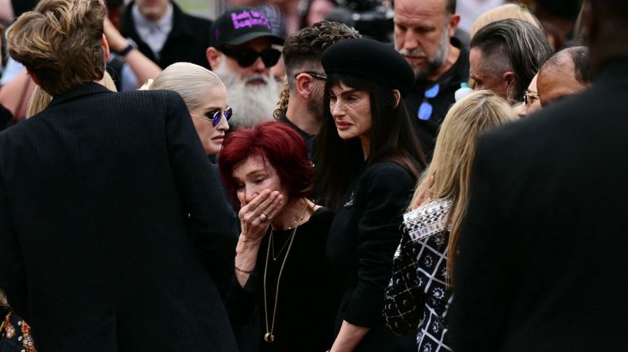 Sharon Osbourne y sus hijas Kelly y Aimee Osbourne