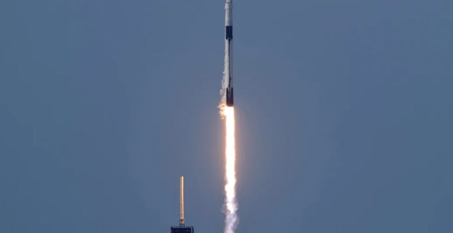 0408_misión crew 11