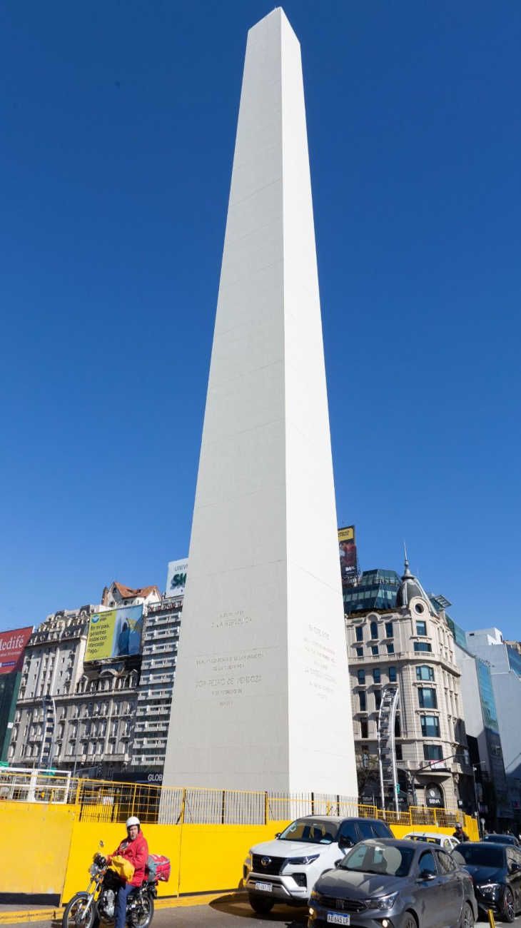 Obelisco 20250804