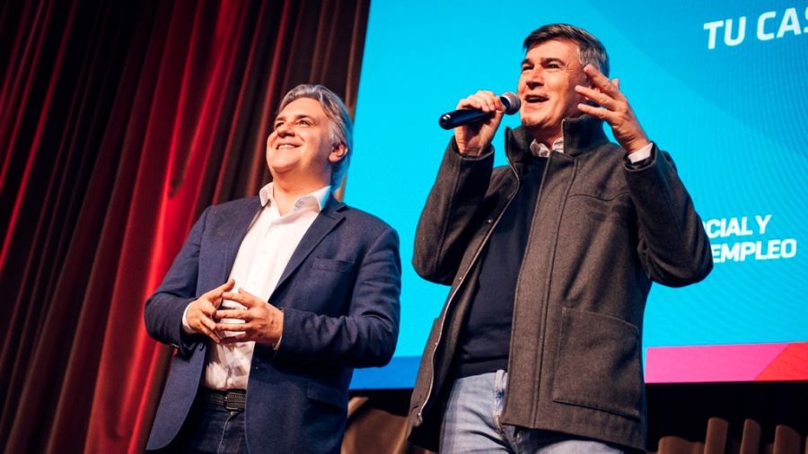 Martín Llaryora junto a Daniel Passerini