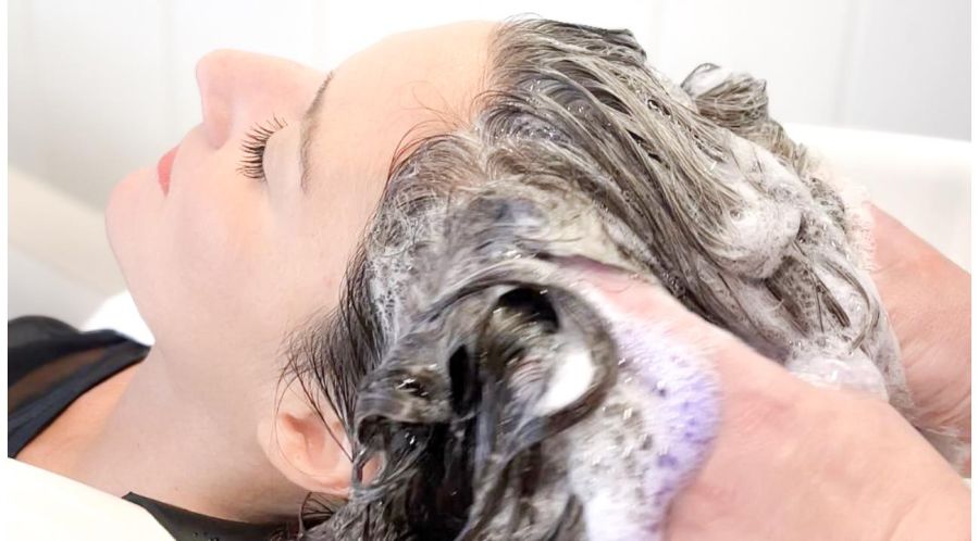 Canas naturales: un acto de amor propio y autenticidad. Por Tania García.