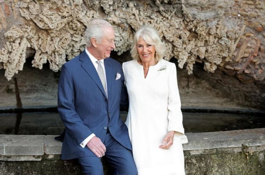 Carlos III y Camilla Parker
