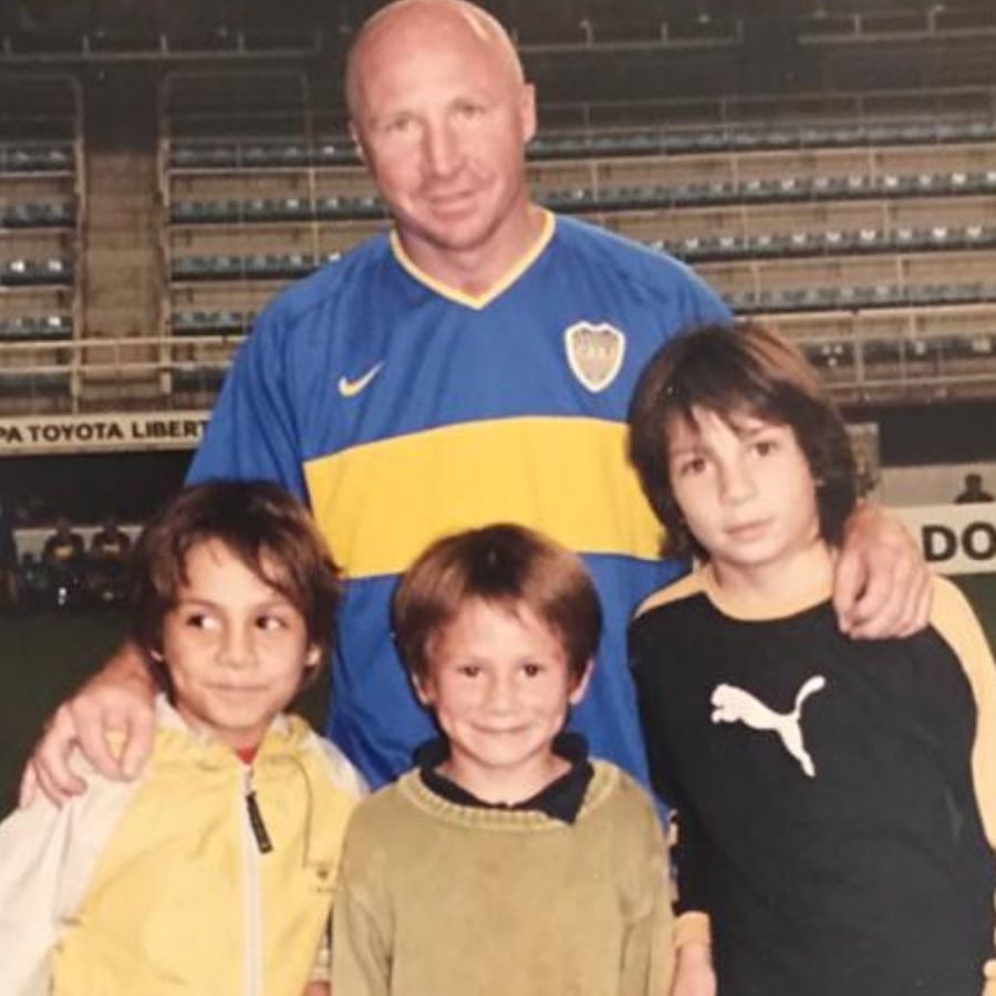 Carlos Javier Mac Allister, Alexis MacAllister