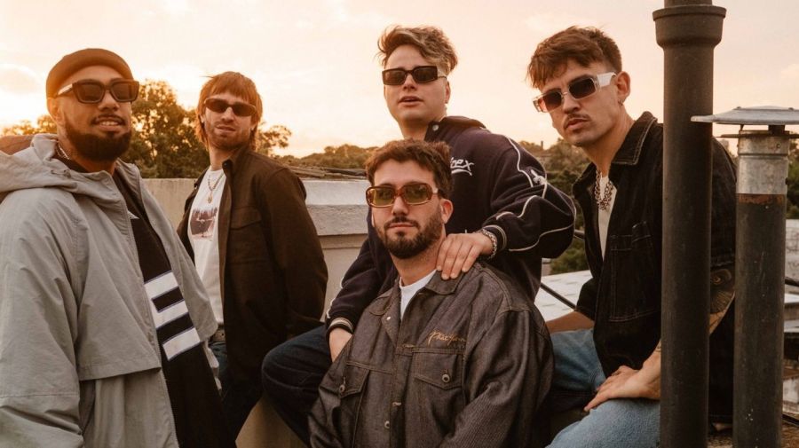 Cindy Cats toca en Ferro