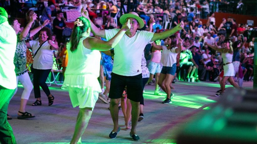 Público en la fiesta del Cordero serrano