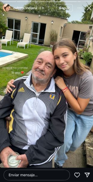 Indiana Cubero y su abuelo Carlos