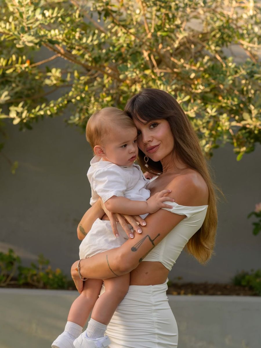 Las mejores fotos del bautismo de León, el hijo de Pico Mónaco y Diana Arnopoulos en Grecia