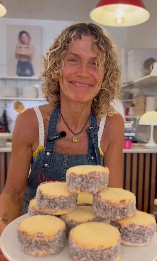 Maru Botana con sus alfajores de maicena