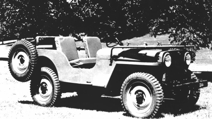 Así nació el Jeep CJ-2A, el primer modelo civil de la marca