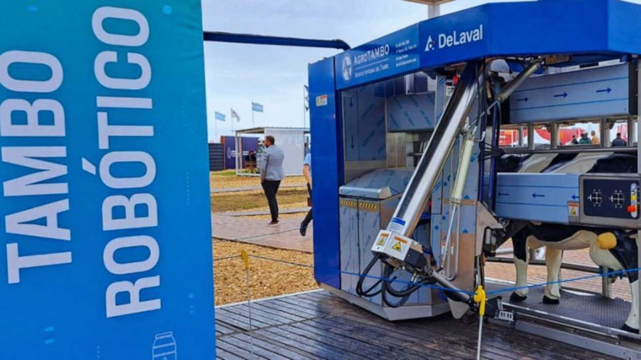 Tambo robótico Lechería, Vaca Lechería y Calesita de ordeñe Lechería 20250811