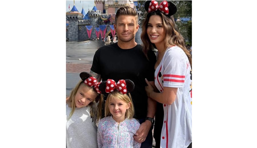 La familia de Christy Carlson Romano