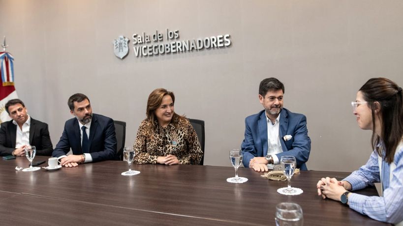 Autoridades del evento Pyme en Córdoba