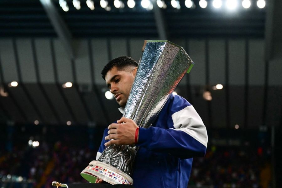 Cuti Romero con la Europa League