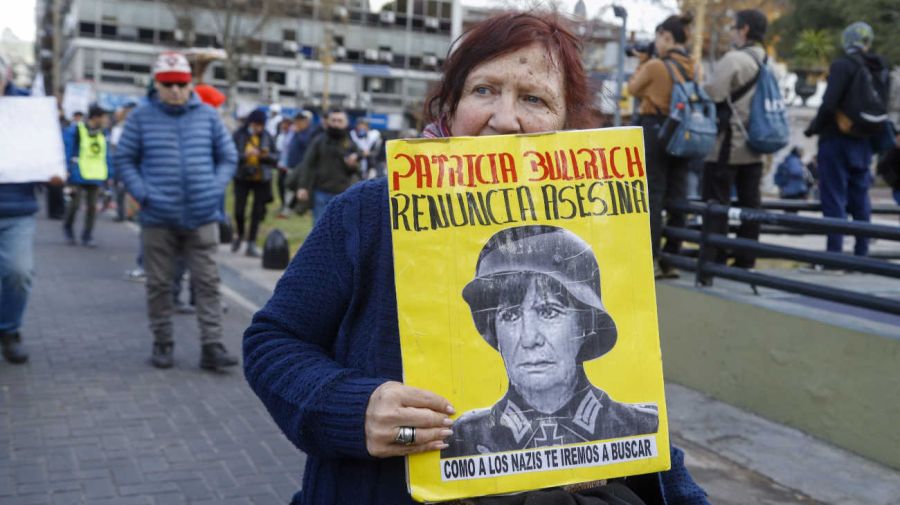Marcha de jubilados en el congreso 20250813