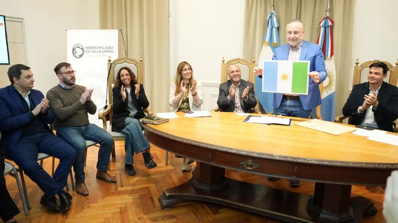 Presentaron la bandera de Villa María