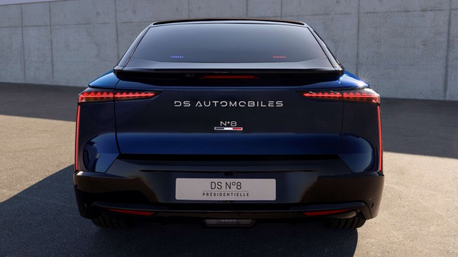 DS N°8 eléctrico