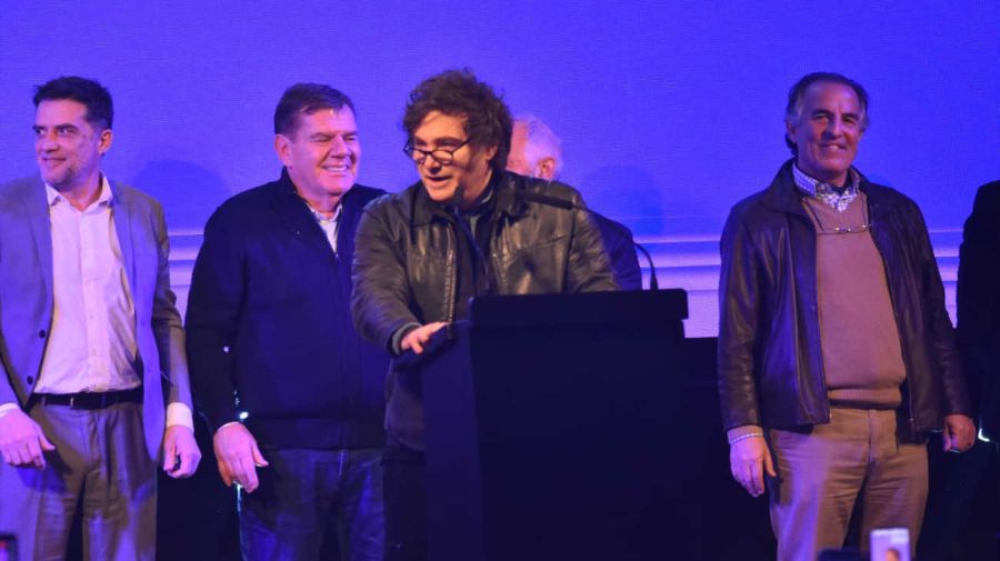Javier Milei presenta a los candidatos bonaerenses en La Plata 20250814