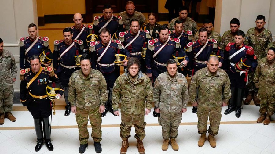 Javier Milei acto 17082025