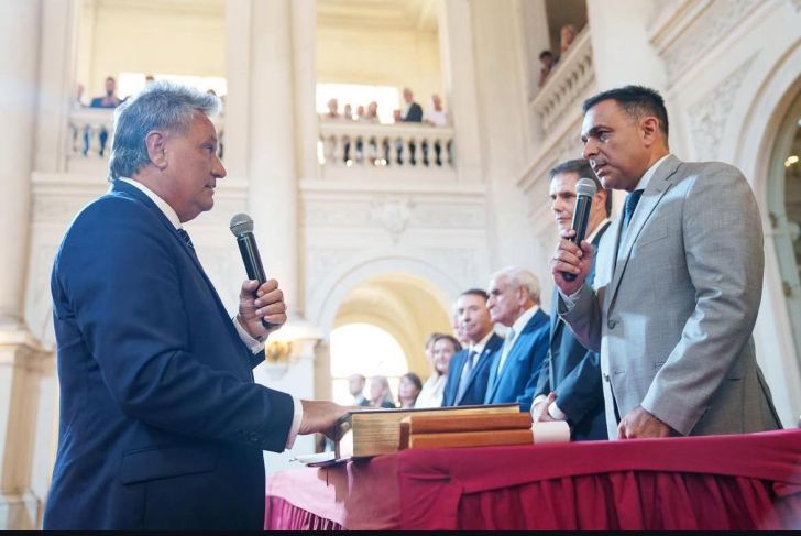 Juramento de Pérez Moreno