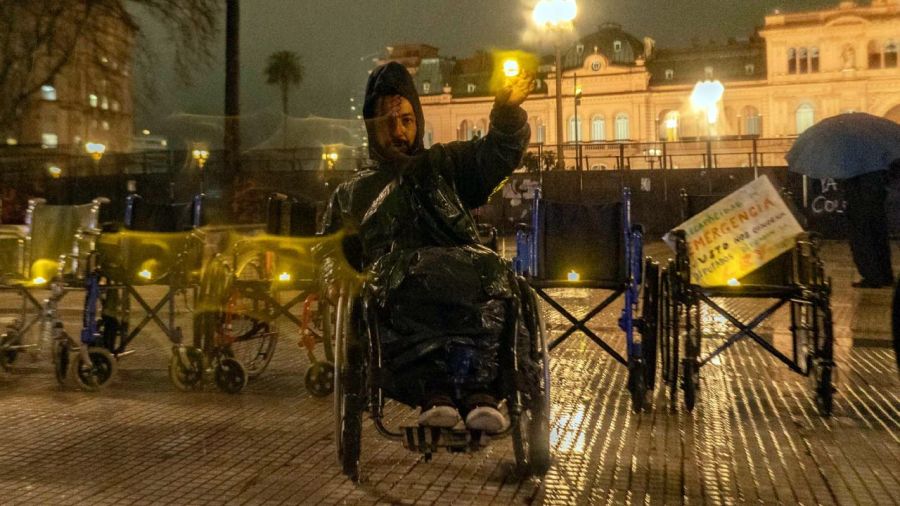 Vigilia por la Ley de Discapacidad