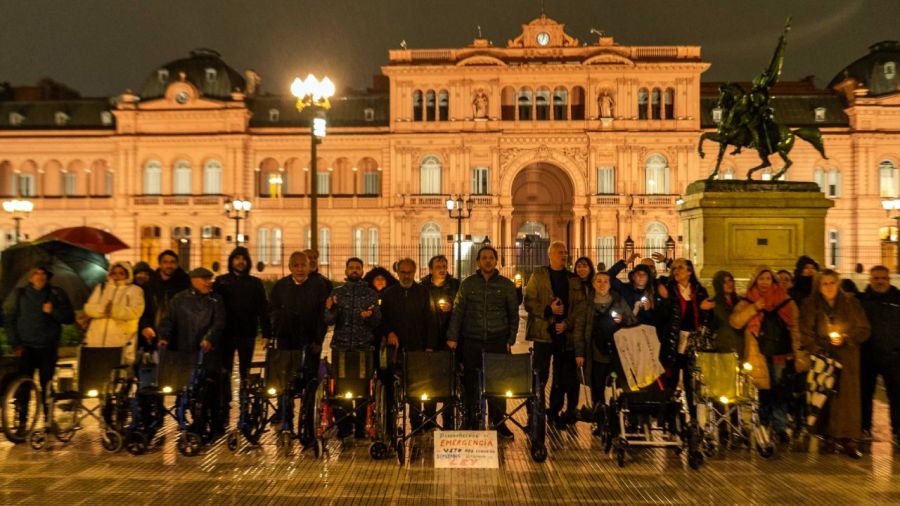 Vigilia por la Ley de Discapacidad