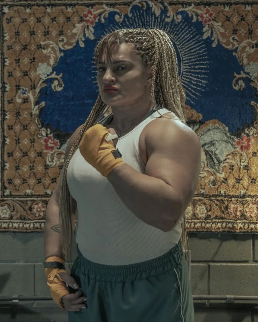 Alejandra Locomotora Oliveras, Alejandro Oliveras
