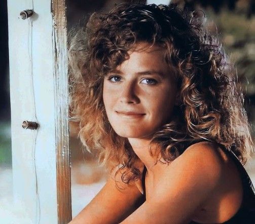 Elisabeth Shue