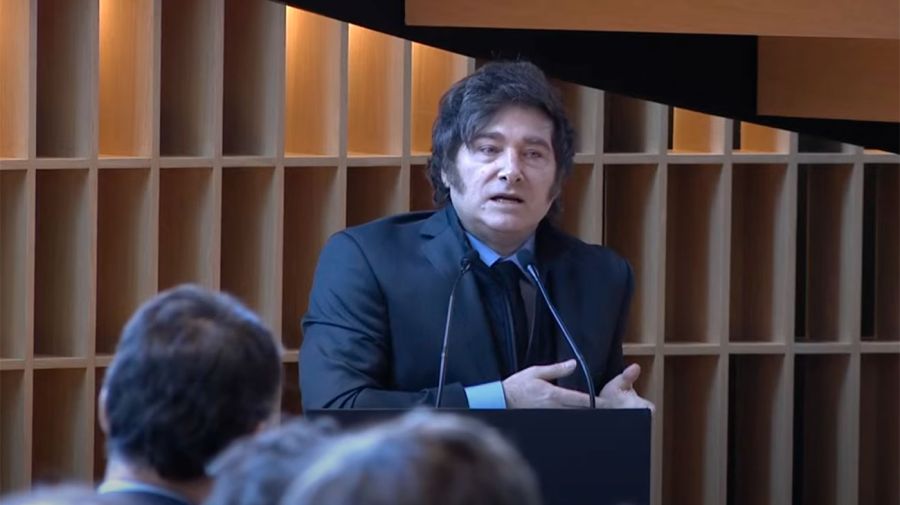 Milei Edificio Corporación América 25082025