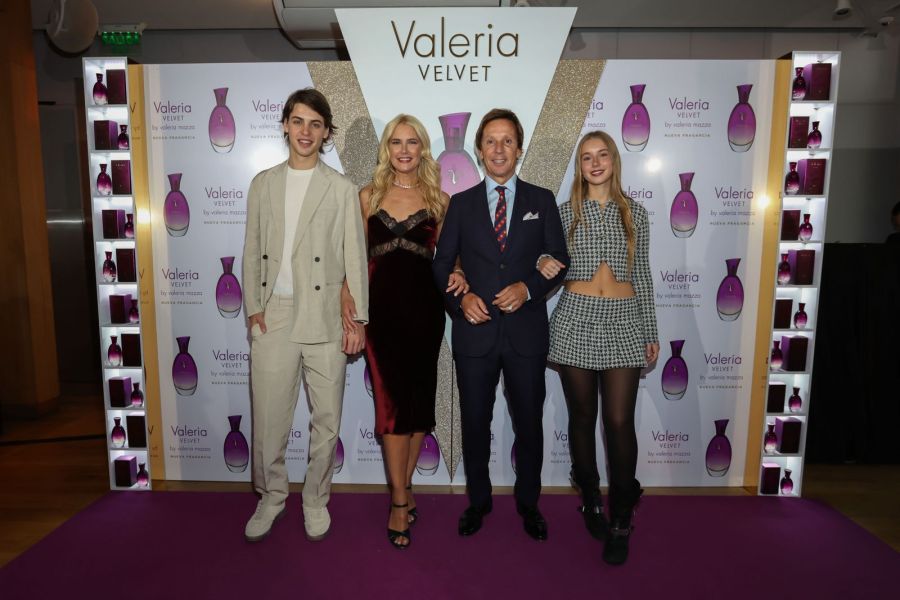 El lanzamiento de Valeria Velvet / Créditos: @photojohnnyok