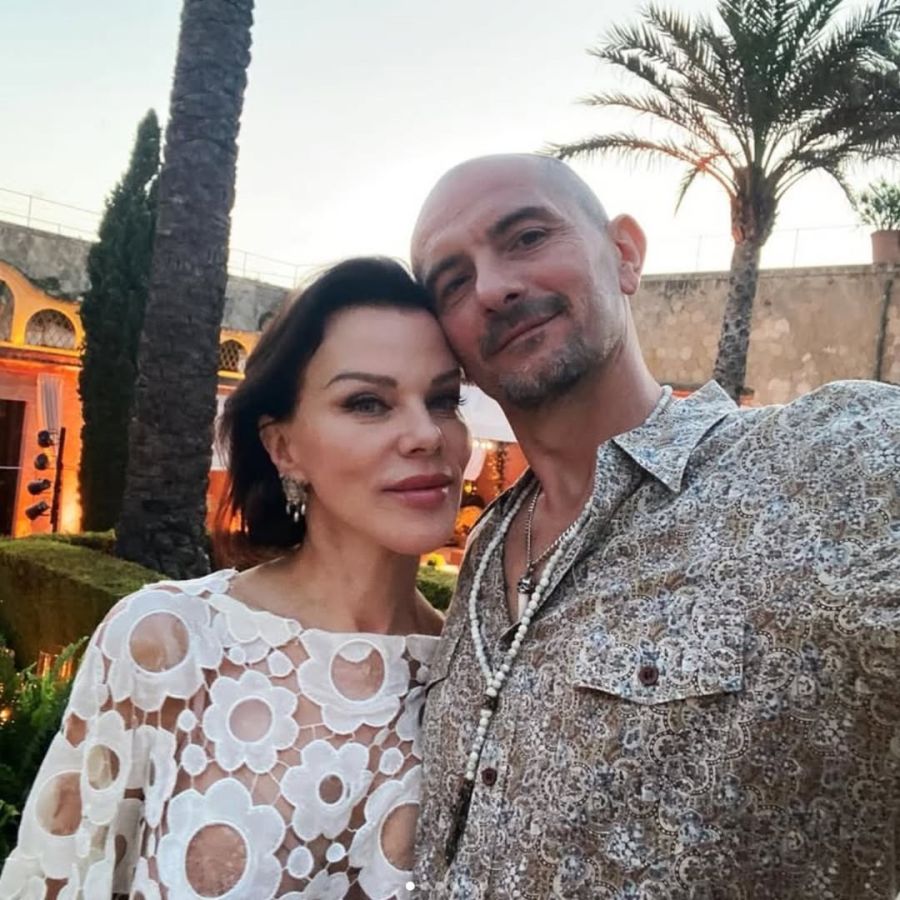 Debi Mazar