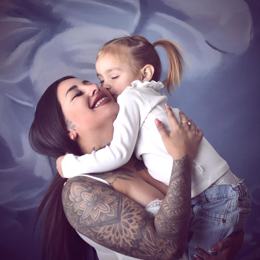 Tamara Báez y su hija