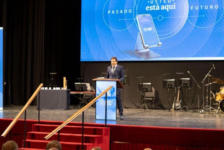 Eduardo Bittar presenta Legalia