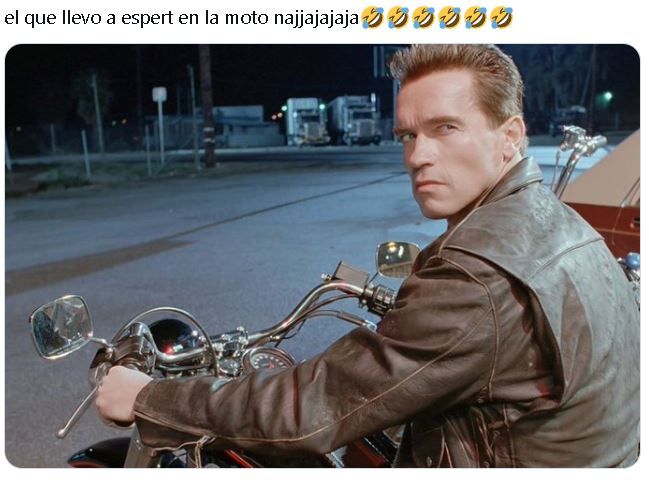 Las redes sociales estallaron de memes de José Luis Espert escapando en moto de Lomas de Zamora