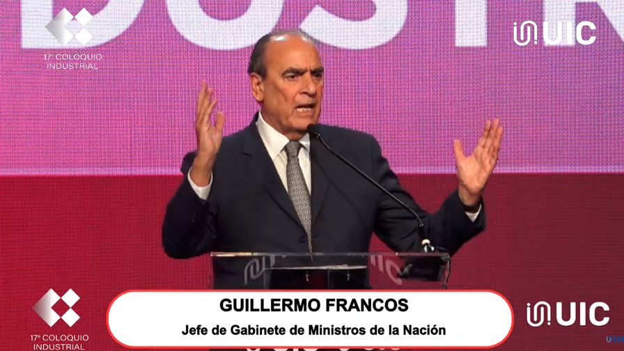 Guillermo Francos en la UIC de Córdoba. 17 Coloquio Industrial