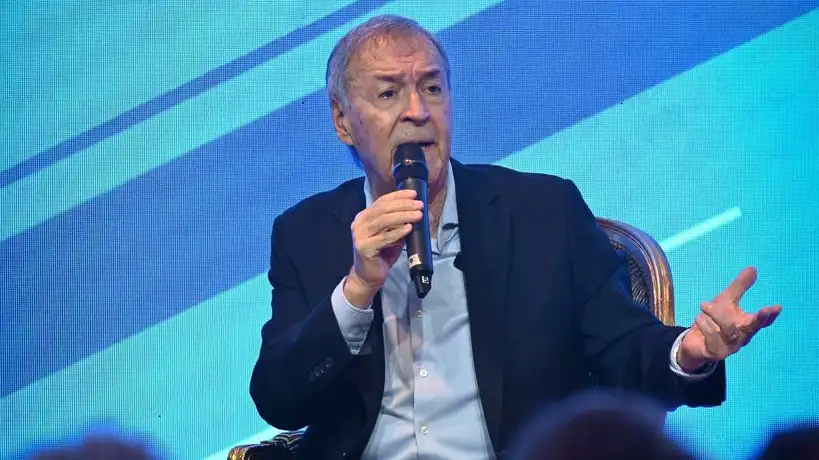 Juan Schiaretti en FM