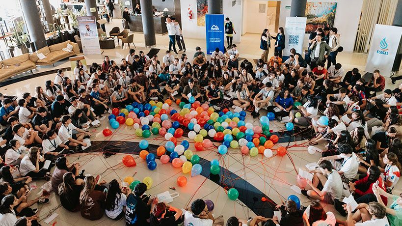JÓVENES EMPRENDEDORES