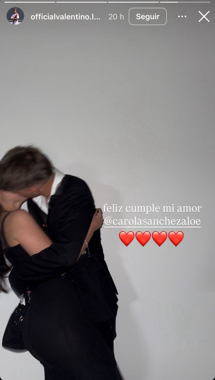 Valentino López y su novia, Carola